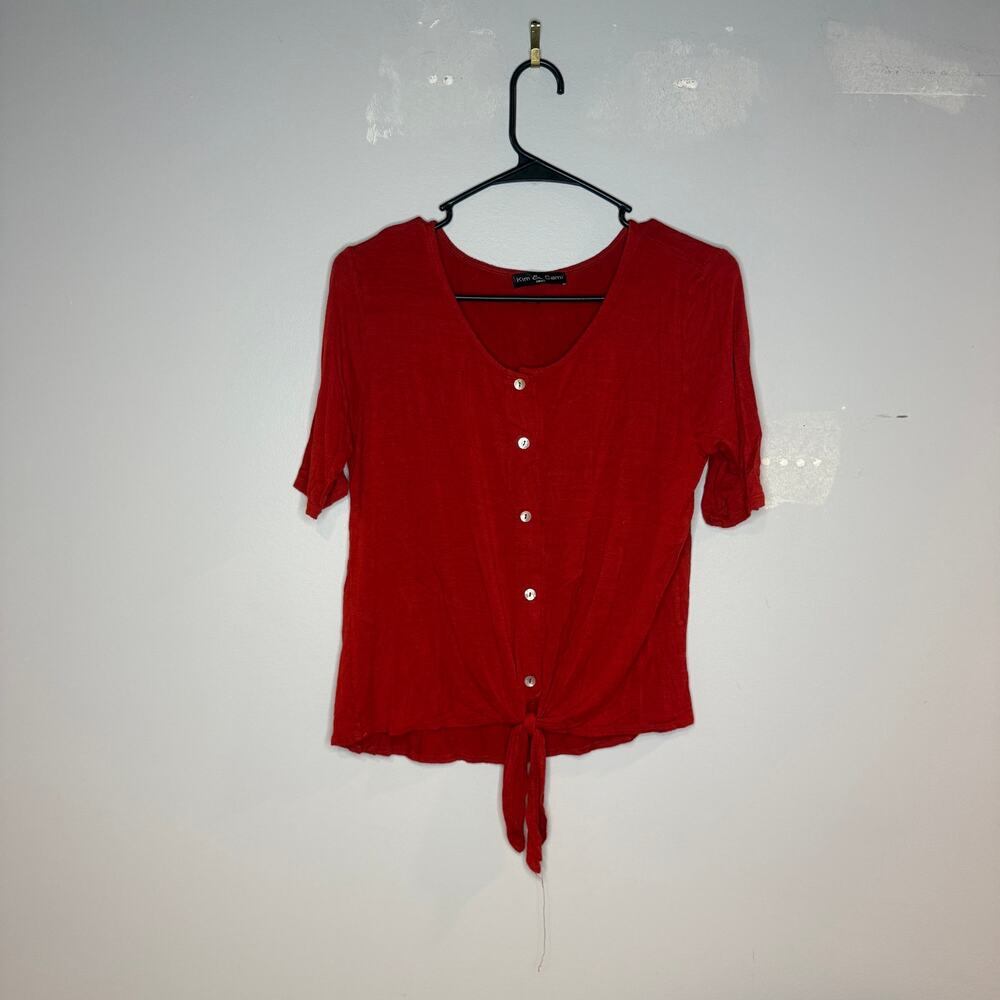 Red short sleeve shirt size small